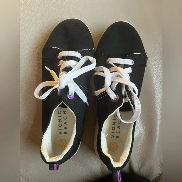 VIONIC Beach Stinson Canvas Sneakers Women's Size 8 M Black - Picture 1 of 6